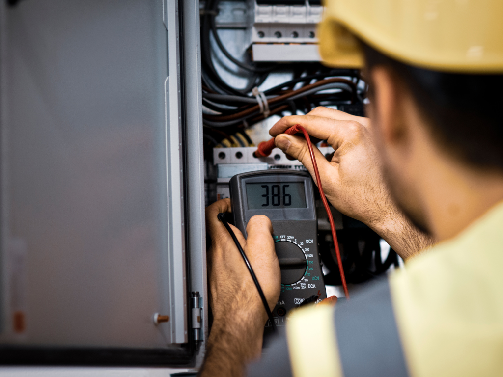 Protección contra sobrecargas eléctricas y accidentes – Trabajo garantizado