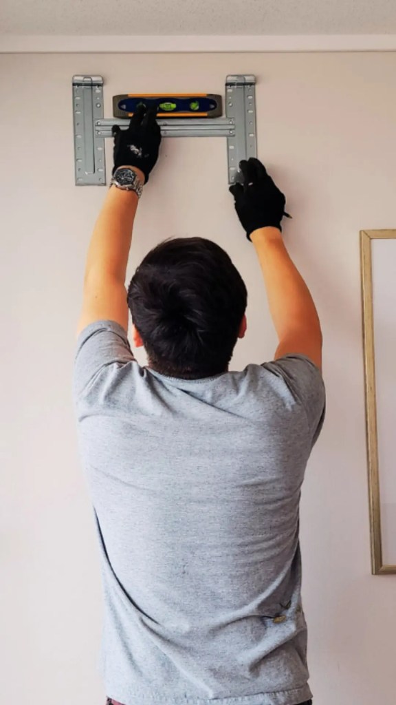 montaje de base en aire acondicionado split